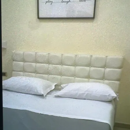 Oceania 43 Bed & Breakfast *