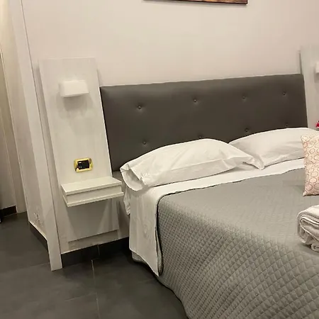 Oceania 43 Bed & Breakfast Napoli